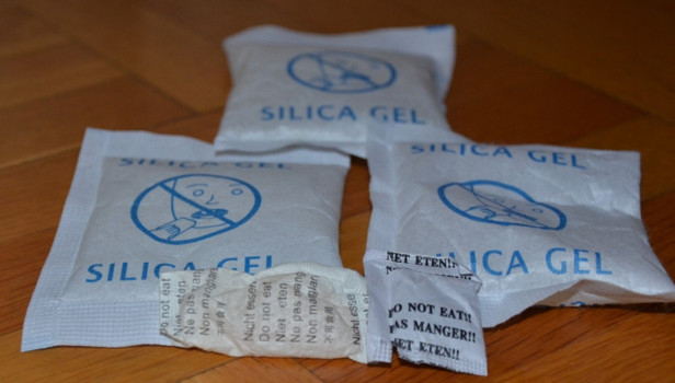All about White, Blue, and Orange Silica Gel Types